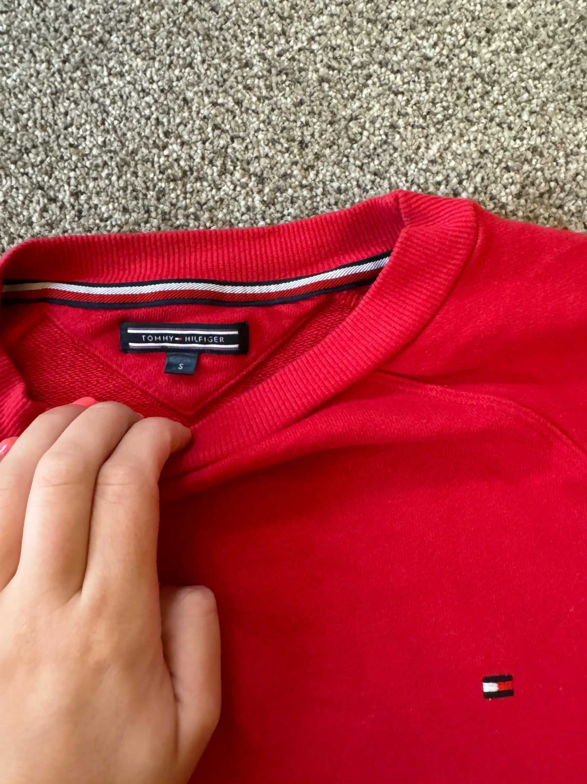 Small Tommy Hilfiger Red Sweatshirt