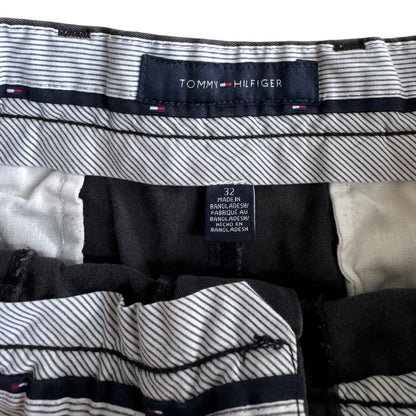 32" Tommy Hilfiger Black Shorts